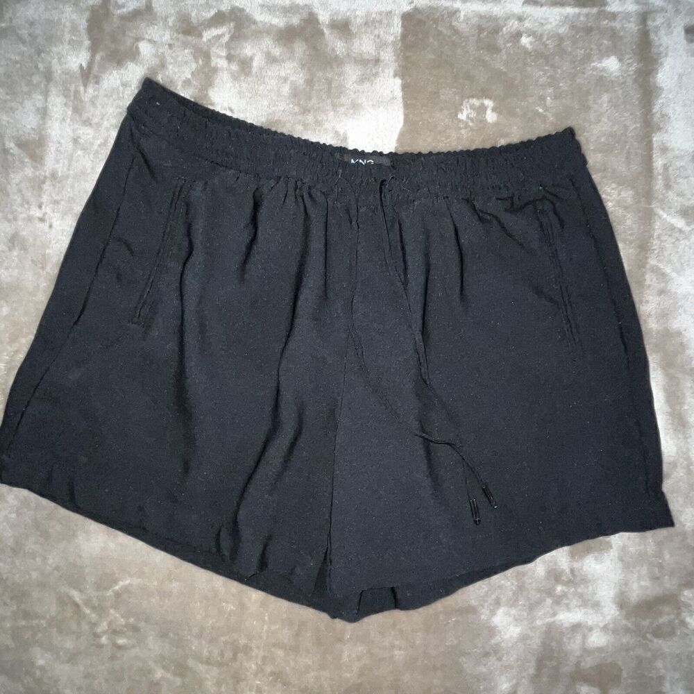 Ming‎ Basics Women's Shorts Size Small Black Pull On Elastic Waist Active Run